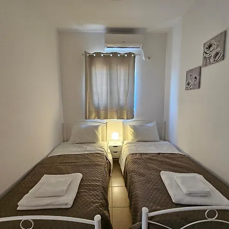 Mare Apartman Aszklipiío